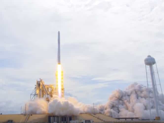 Reflight of commercial spacecraft